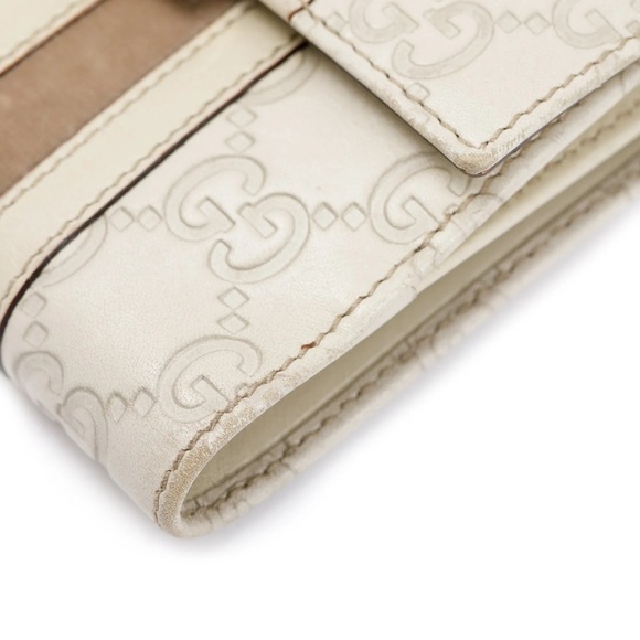 Gucci Creme Signature Leather & Suede Flap Wallet - Picture 2 of 14